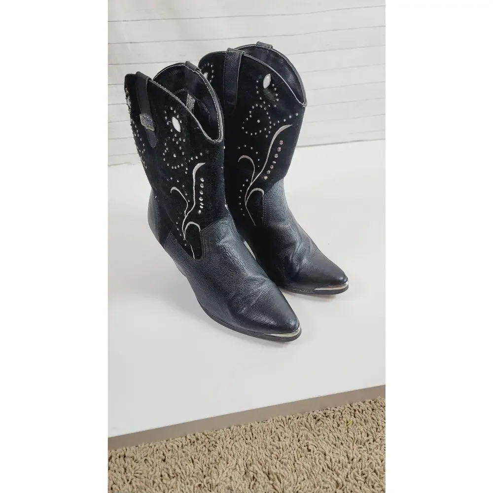 Dingo Ava Studded Western Heeled Boots in Black Suede, sz 10